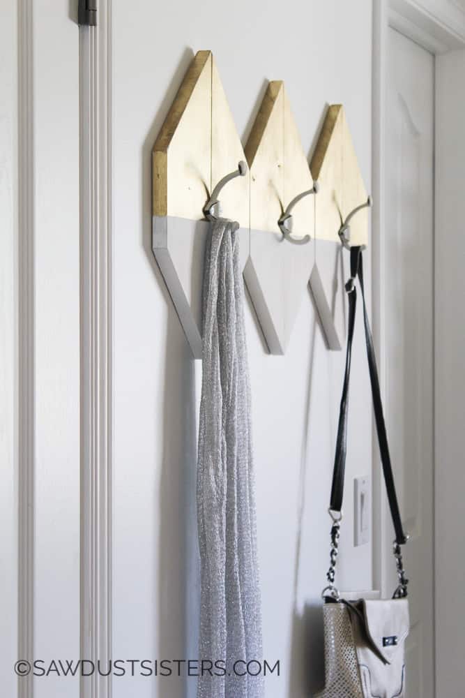 15-Modern-Gold-Wall-Hooks