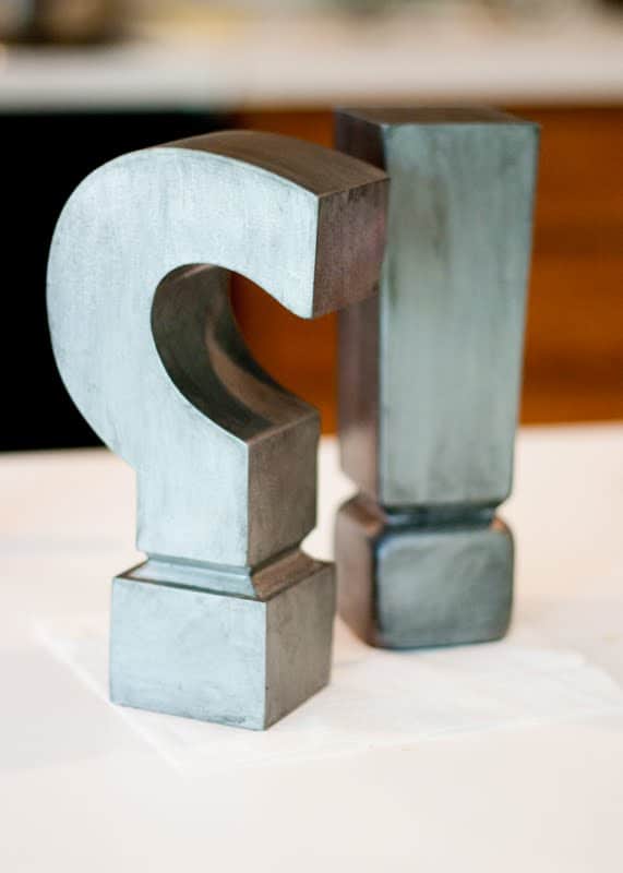 20-Faux-Zinc-Punctuation-Mark-Bookends