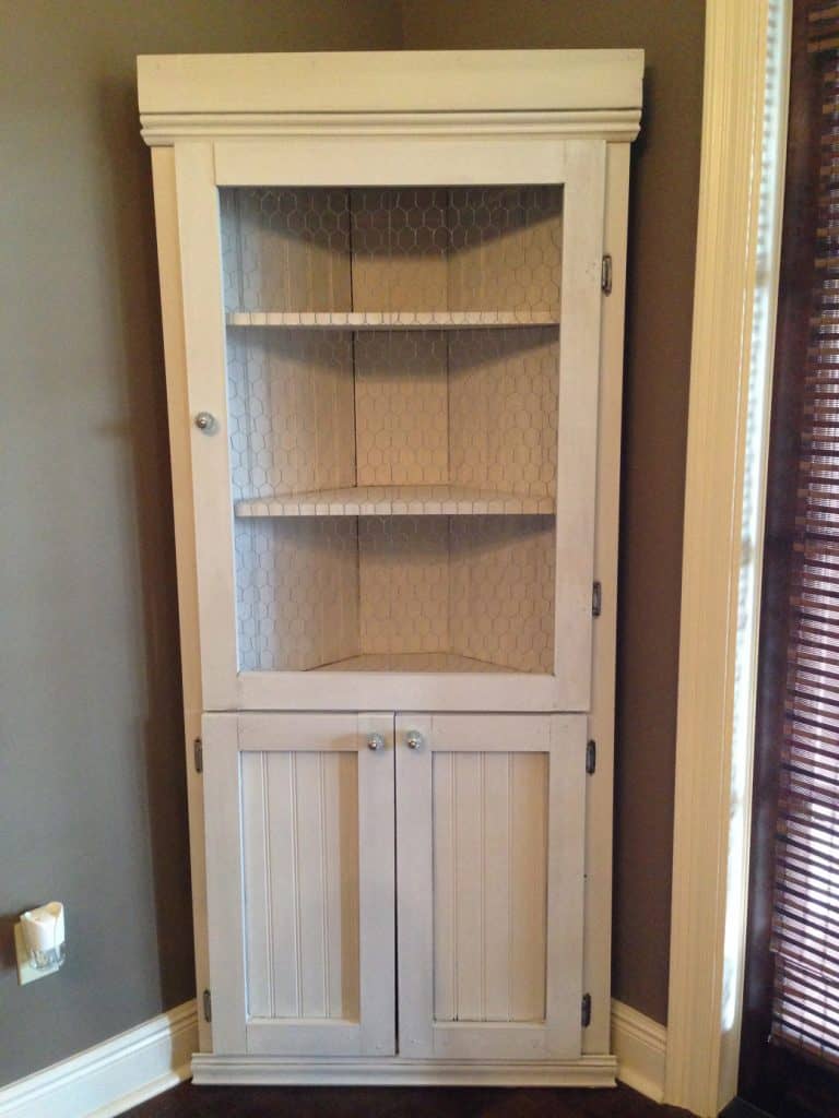 1-Corner-Hutch-768x1024