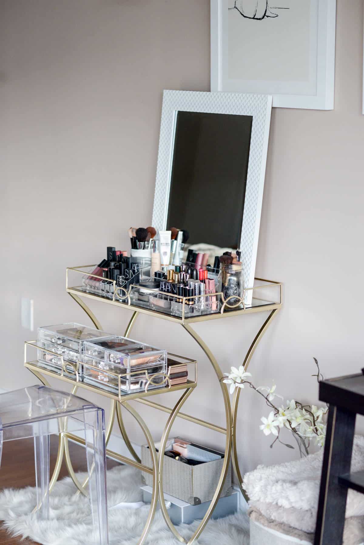 places that sell makeup vanities