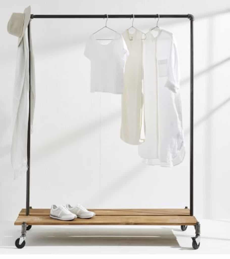 22-Capsule-Wardrobe-Rack