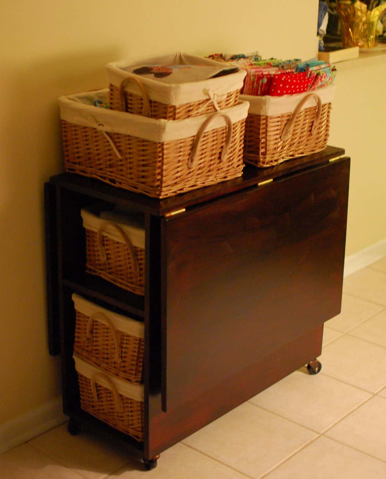 20 Inspiring DIY Sewing Table Ideas in 2022