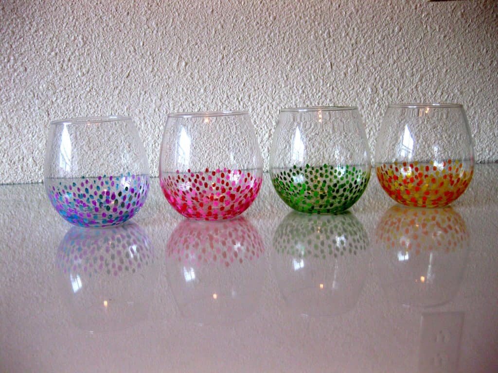 How to paint wine glasses:Wine glass painting ideas & glass