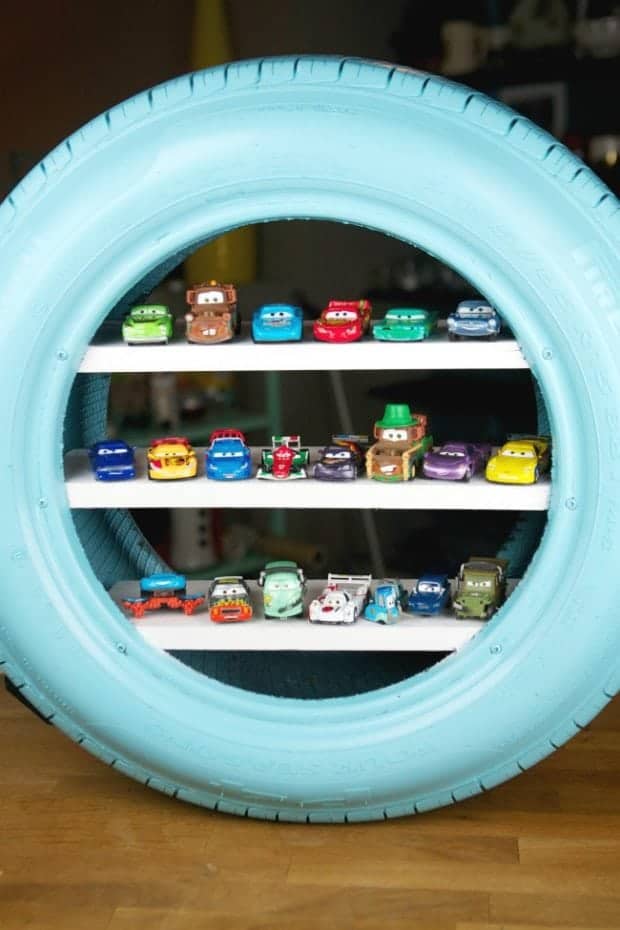 12-Recycled-Old-Tire-Toy-Shelves