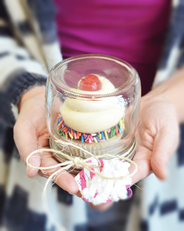 18-Cupcake-In-A-Jar