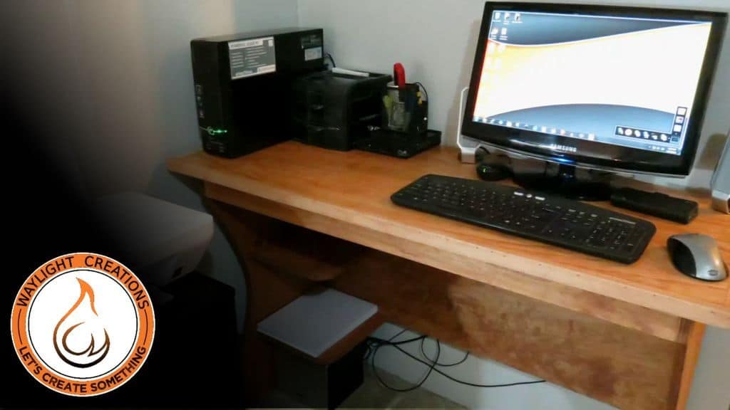 Simple Plywood Computer Desk