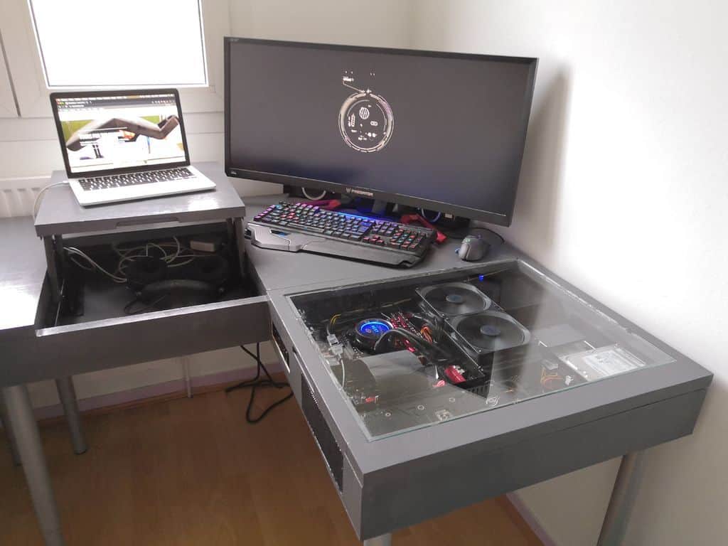 Desk With Built-in Computer and Laptop Stand