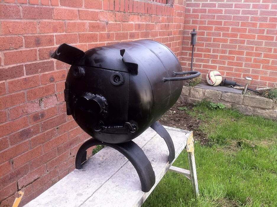 Pig-Shaped Barbecue Wood Burner