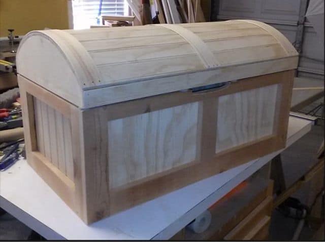 woodworking toy box