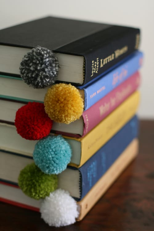 7-Yarn-Ball-Book-Mark