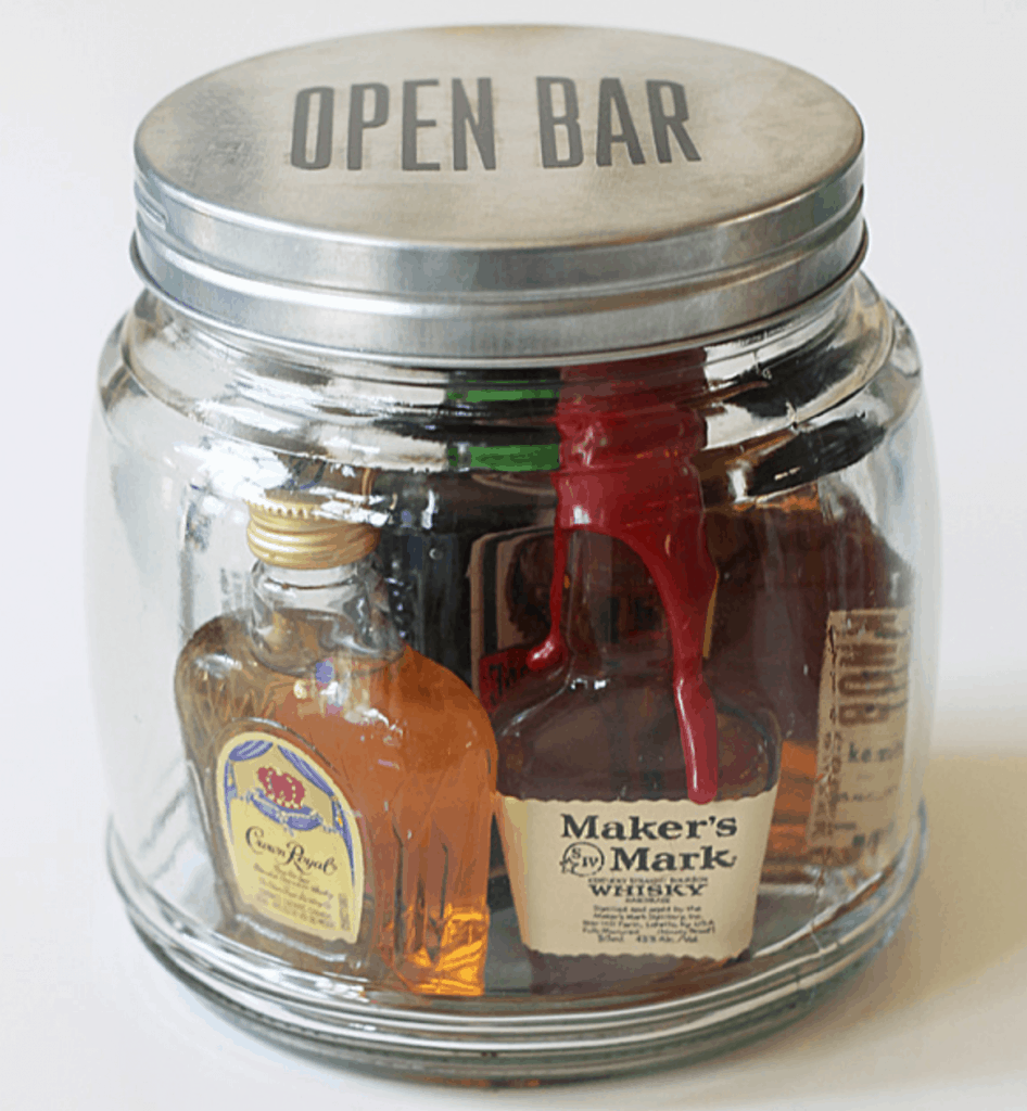 8-Mini-Bar-In-A-Jar-946x1024