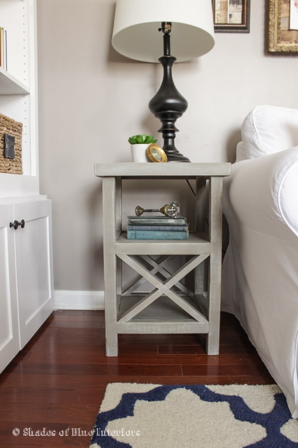 Small X-End Side Table