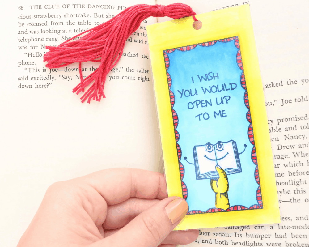 30 DIY Bookmark Ideas To Liven Up Your Reading