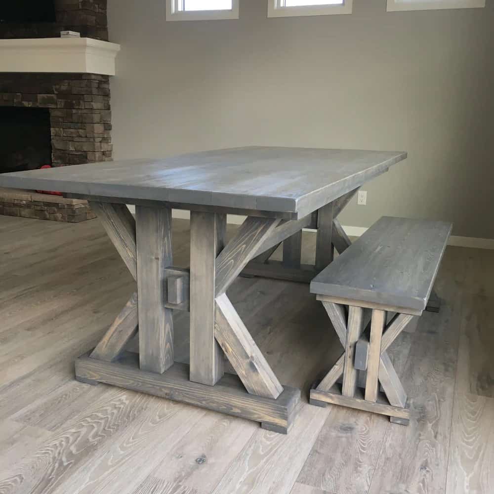 <strong>French Farmhouse Table</strong>