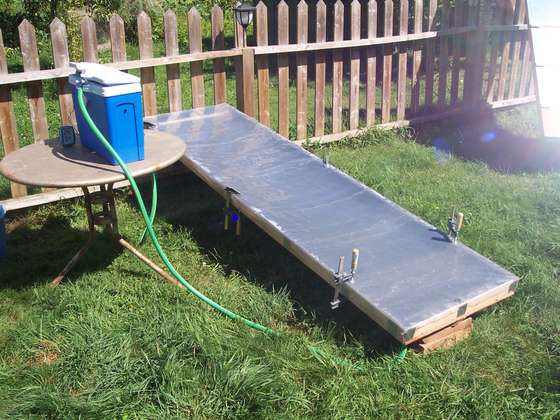 <strong>Super Simple Budget-Friendly Solar Heater</strong>