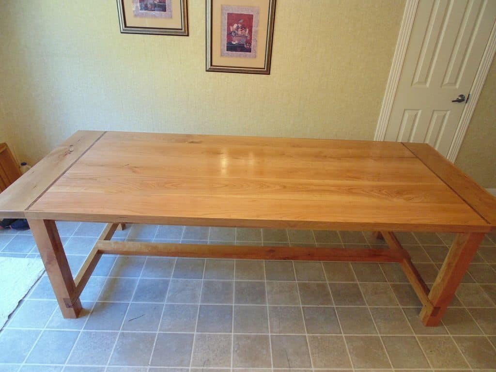 <strong>Cherry Farmhouse Table</strong>