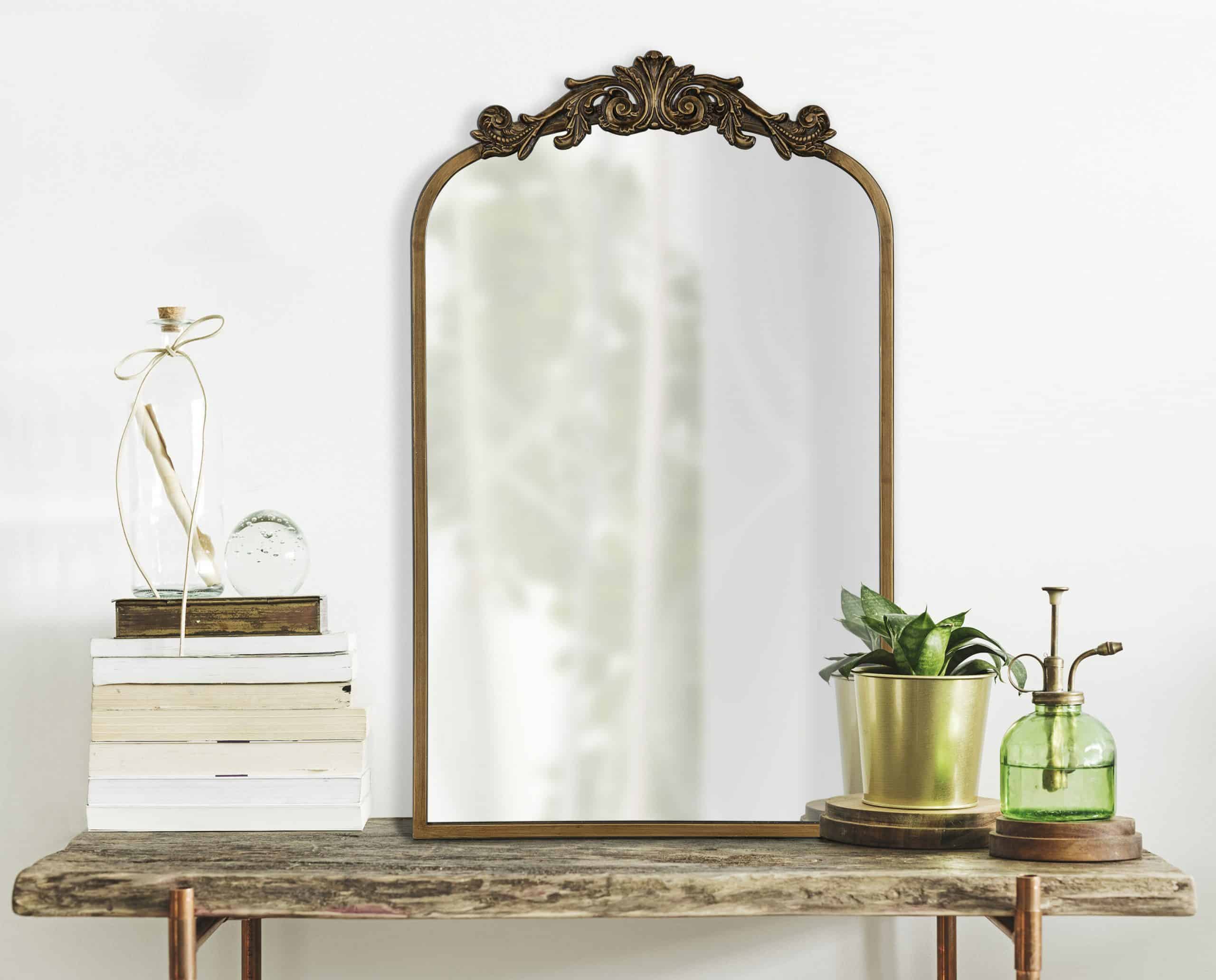 Anglo Arendahl Traditional Beveled Accent Mirror