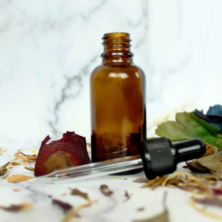 DIY Face Serum with Essential Oils